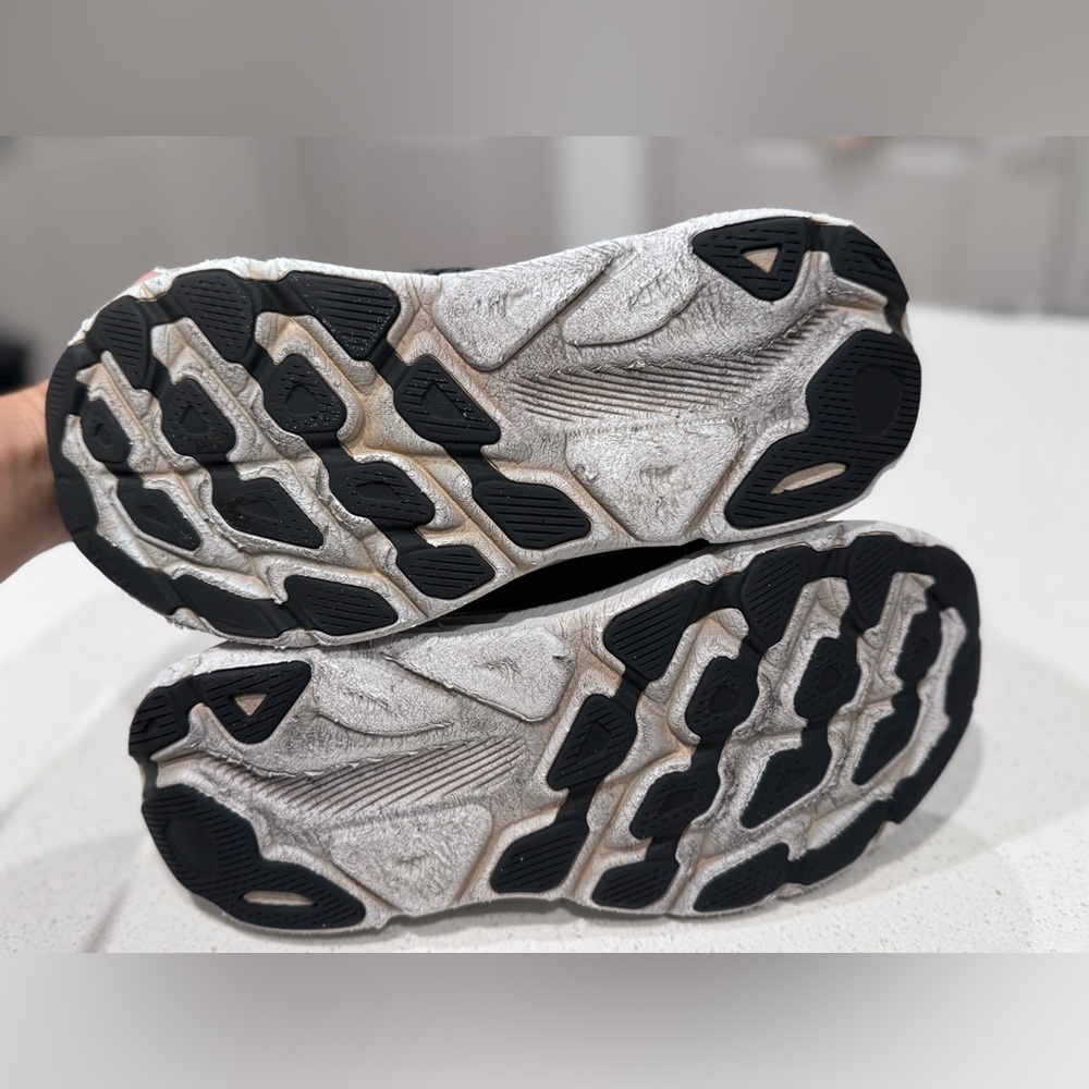 Hoka Clifton 9 Men's Size 7.5 D - Black/Grey Running Shoes - Picture 5 of 8